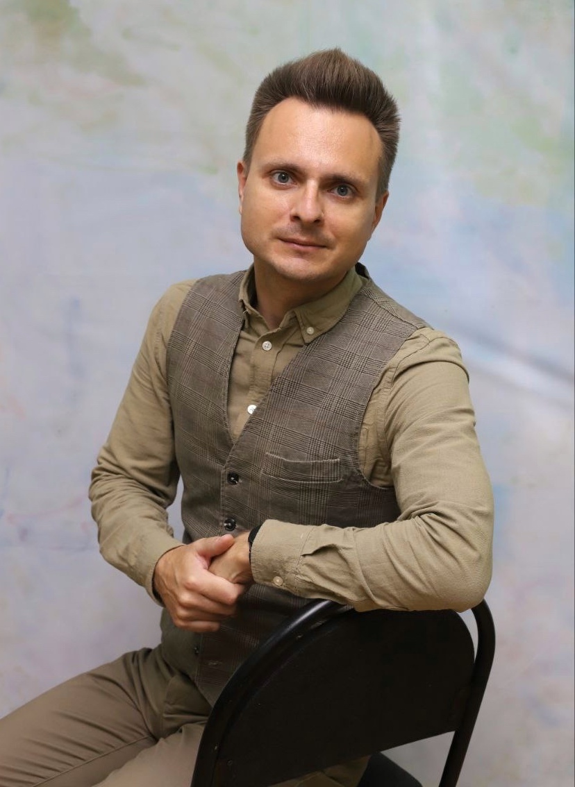 Ломакин Михаил Владимирович.